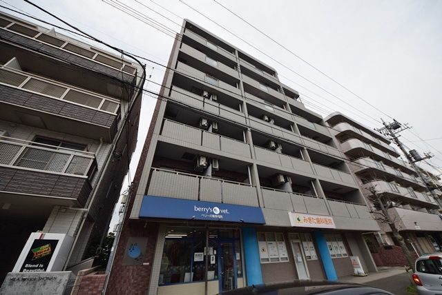 建物外観　★★慶応￥日大・横浜薬科大までのバスも駅から運行中★★