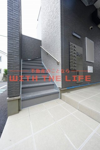 エントランス　※同建築会社施工物件の写真※現状優先