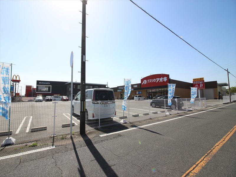 ドラックストア　クスリのアオキ千歳通店（ドラッグストア）まで564m