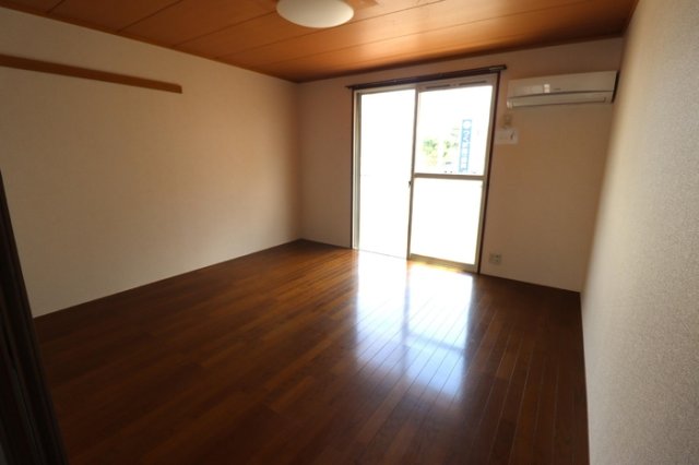 居室・リビング　洋室1