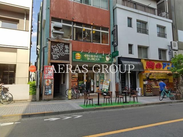 飲食店　フレッシュネスバーガー三鷹南口店（飲食店）まで245m