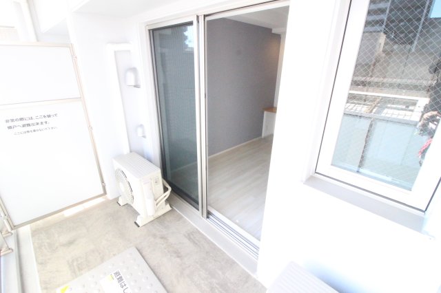 バルコニー　バルコニー