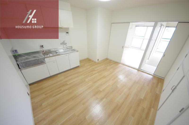 居室・リビング　ゆったり過ごせる居間です