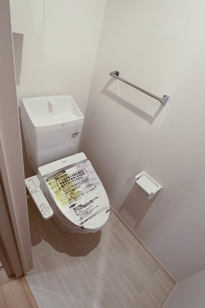 トイレ　同じ建物の別なお部屋