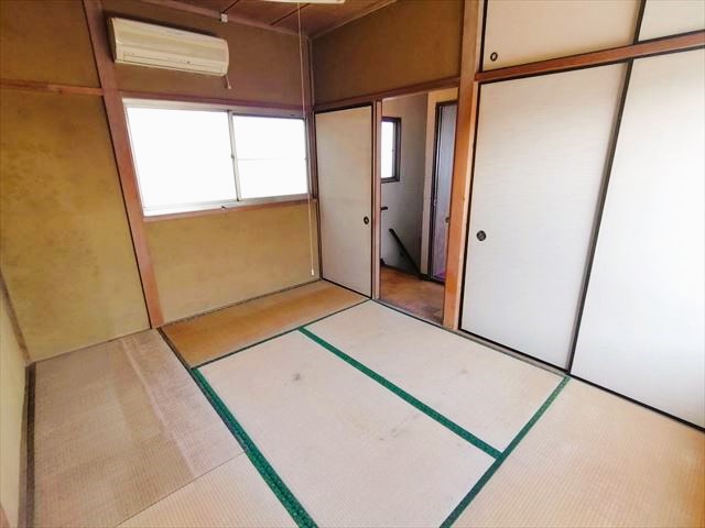 中瀬貸家の居間写真