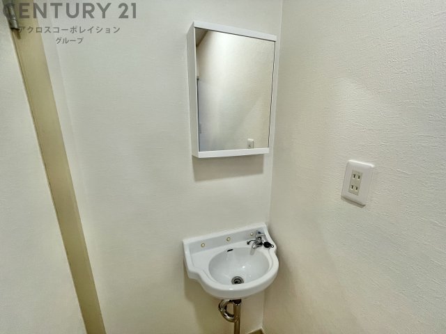 洗面設備　独立洗面台付き！