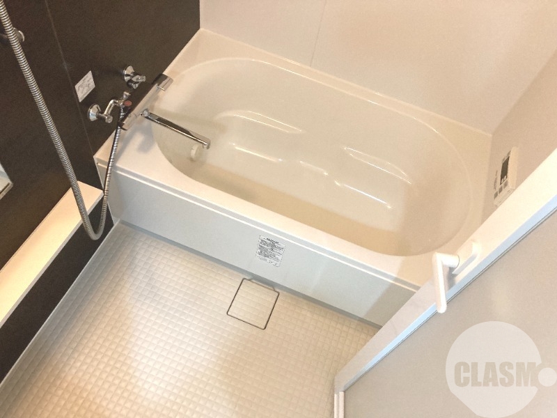 バス・シャワールーム　浴室乾燥機＆追い焚き機能付きバス♪