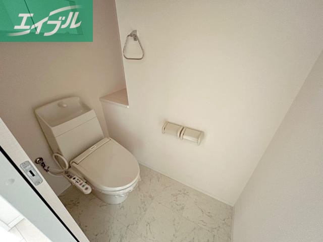 トイレ　シャワー付きトイレ