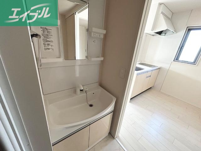 洗面設備　洗髪洗面化粧台