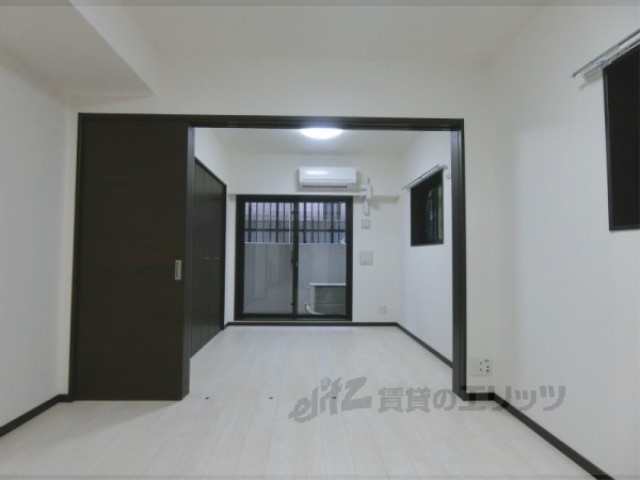 居室・リビング　洋室