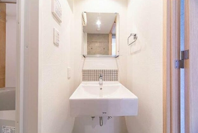 洗面設備　嬉しい独立洗面台付き。