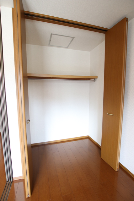 収納　奥行きのあるクローゼット♪