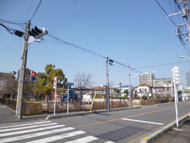 公園　飯塚３丁目公園（公園）まで350m