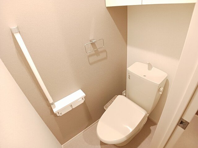 トイレ　シンプルで使いやすいトイレです