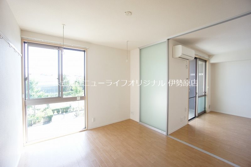 その他部屋・スペース　※同建物他部屋になります。現状優先です。