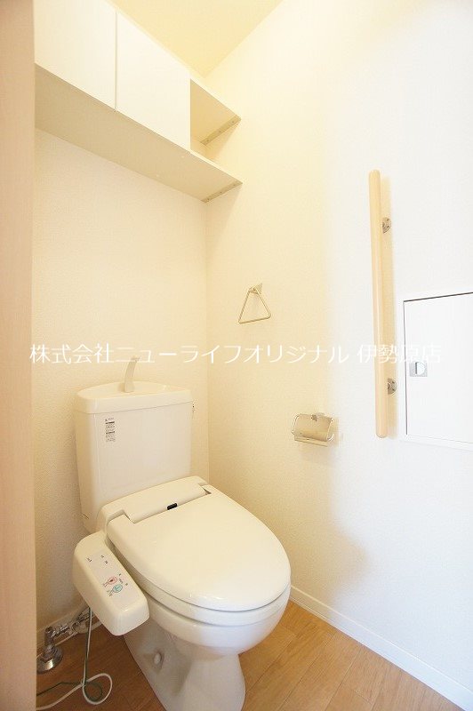 トイレ　※同建物他部屋になります。現状優先です。