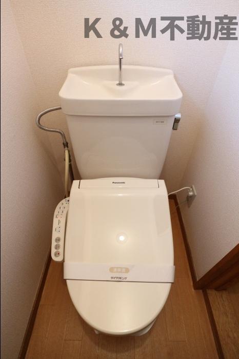 トイレ　ゆったりとした空間のトイレです