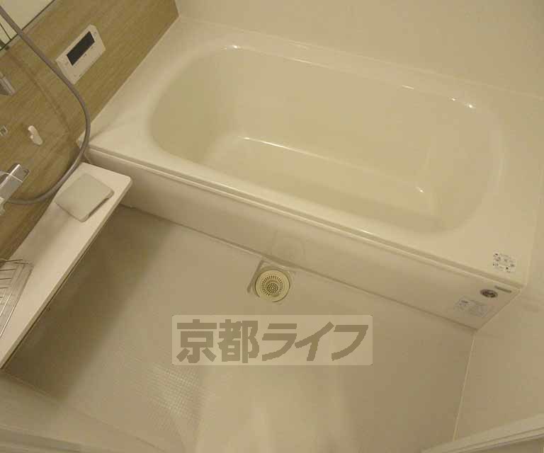 バス・シャワールーム　広々お風呂・