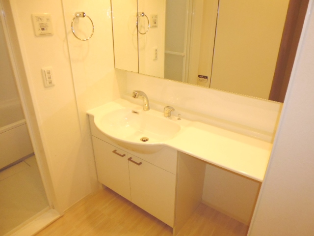 洗面設備　シャンプードレッサー