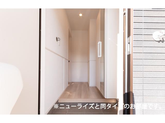 玄関　同型タイプ