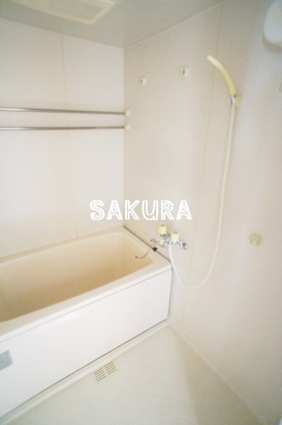 バス・シャワールーム　日々の疲れを癒すお風呂です♪