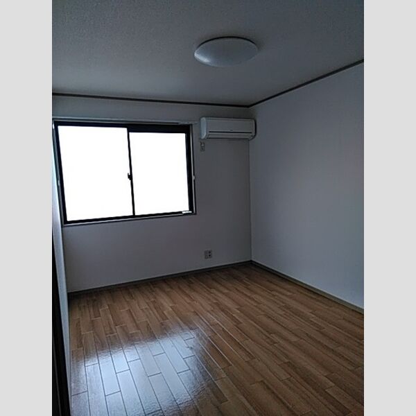 その他　北側洋室(照明・エアコン付き)