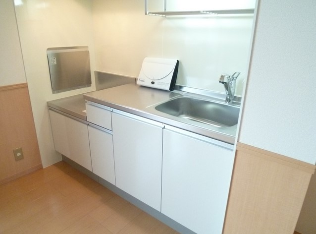 キッチン　※反転タイプの写真です