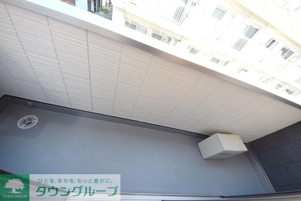 バルコニー　バルコニー