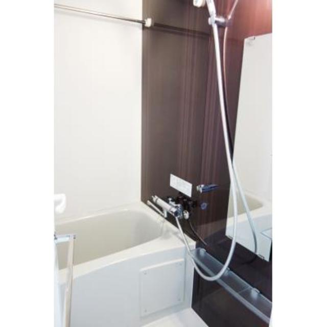 バス・シャワールーム　※写真は同タイプ住戸です。