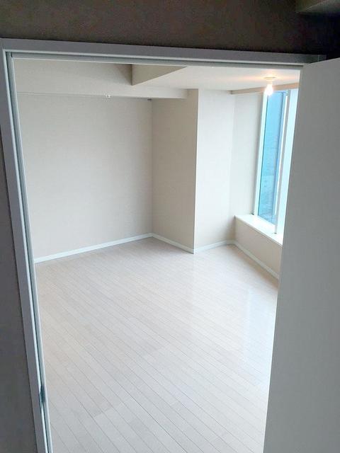 居室・リビング　※別部屋の参考写真です。