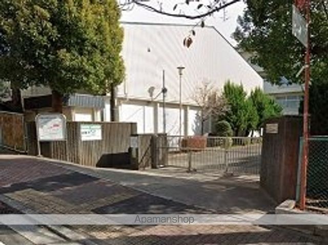中学校　名瀬中学校（中学校）まで289m