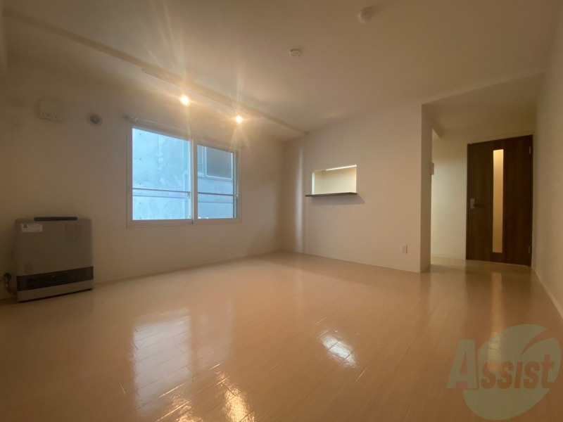 居室・リビング　広くてキレイなお部屋が広がっていて、充実した生活が送れそう。