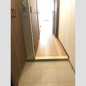 玄関　※別部屋参考写真