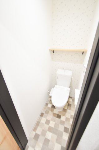 トイレ　清潔感があるトイレです。入るとホッとする、そんな空間。