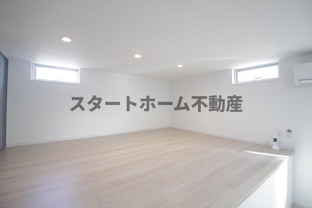 居室・リビング　ゆったりした洋室です