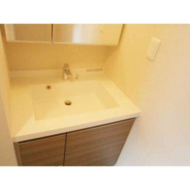 洗面設備　※写真は同タイプ住戸です。