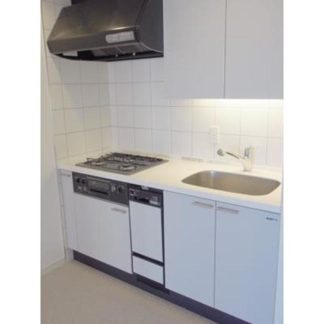 キッチン　※写真は同タイプ住戸です。