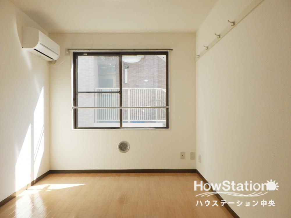 居室・リビング　同建物別室参考写真