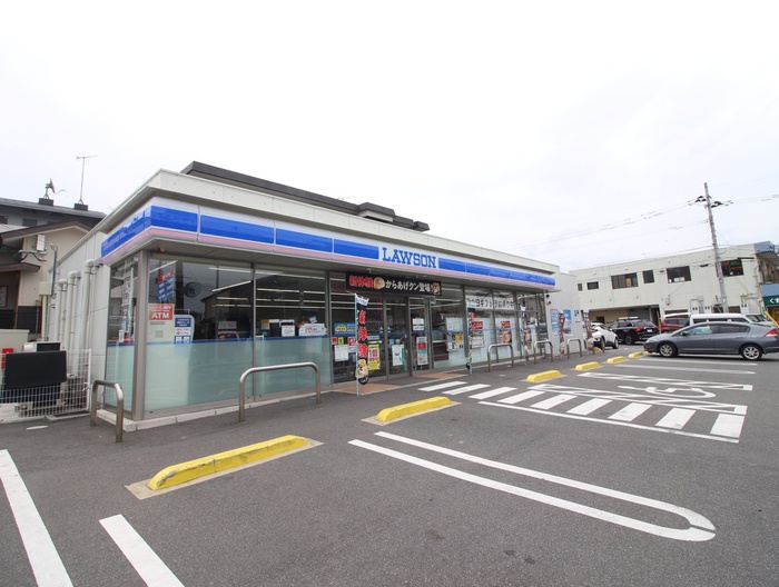 コンビニ　ローソン小倉若園三丁目店（コンビニ）まで422m