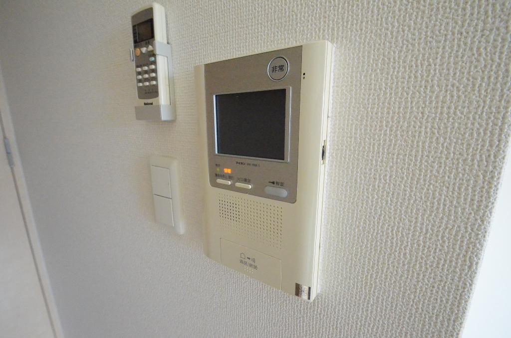 セキュリティ　カメラ付インターホン