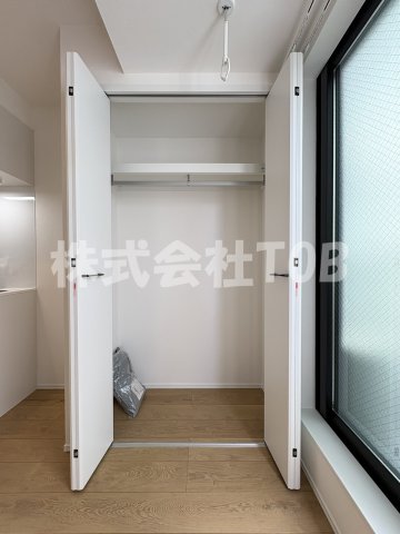収納　洋室4.6帖　収納
