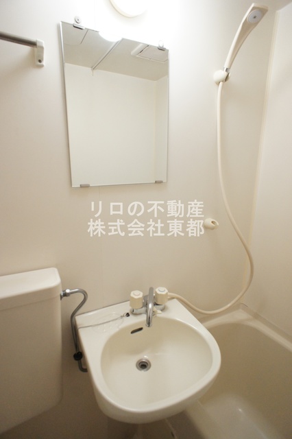 洗面設備　洗面ボウルもついているので、ここで洗顔できますね☆