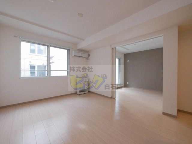 居室・リビング　お洒落なデザイナーズマンションです♪