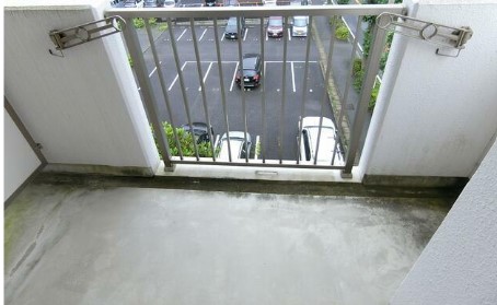 バルコニー　※別室参照