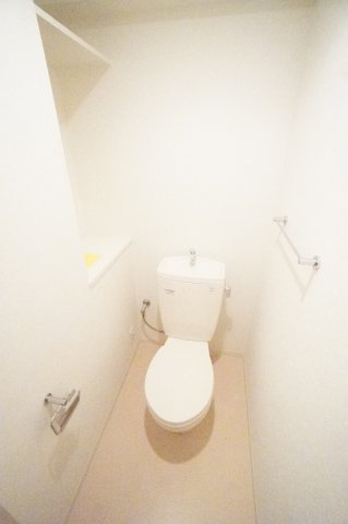 トイレ　※同物件・同タイプの写真です。