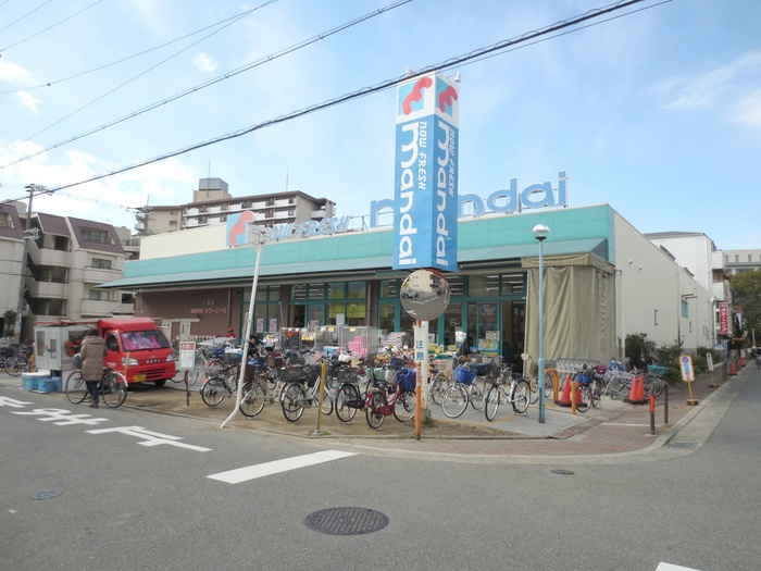 スーパー　万代（スーパー）まで774m