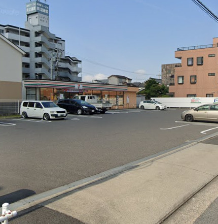 コンビニ　セブンイレブン 名古屋高木町4丁目店（コンビニ）まで361m