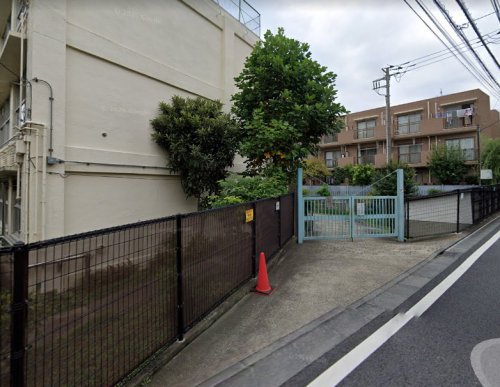中学校　世田谷区立松沢中学校（中学校）まで1162m