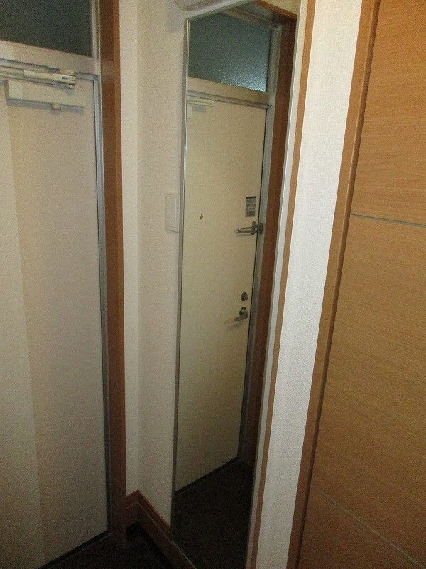 玄関　下駄箱もしっかりついてます！