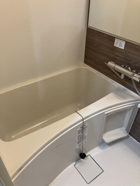 バス・シャワールーム　他号室　同施工参考写真